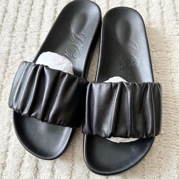 J. Crew Shoes - J. Crew Marlow Sandal